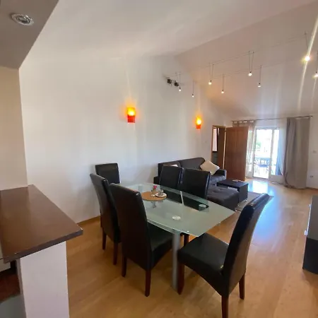 Penthouse A-5 *